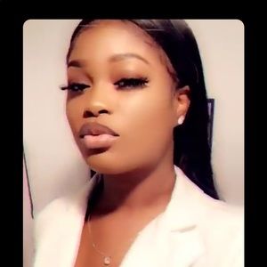 Meet your Posher, Ashley royal